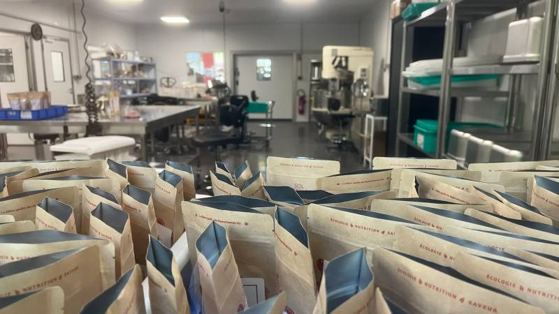 Conditionnement alimentaire en salles propres, à l'ESAT Hélène RIVET